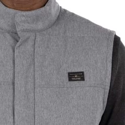 Heated Negotiations Vest -Golf Club travis mathew heated negotiations vest heather dark grey 04 94928.1671653754